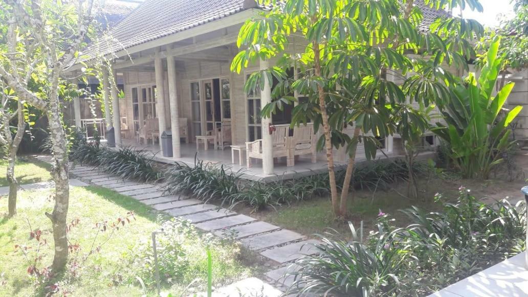 Hotel Vista Huts Lembongan Exterior foto